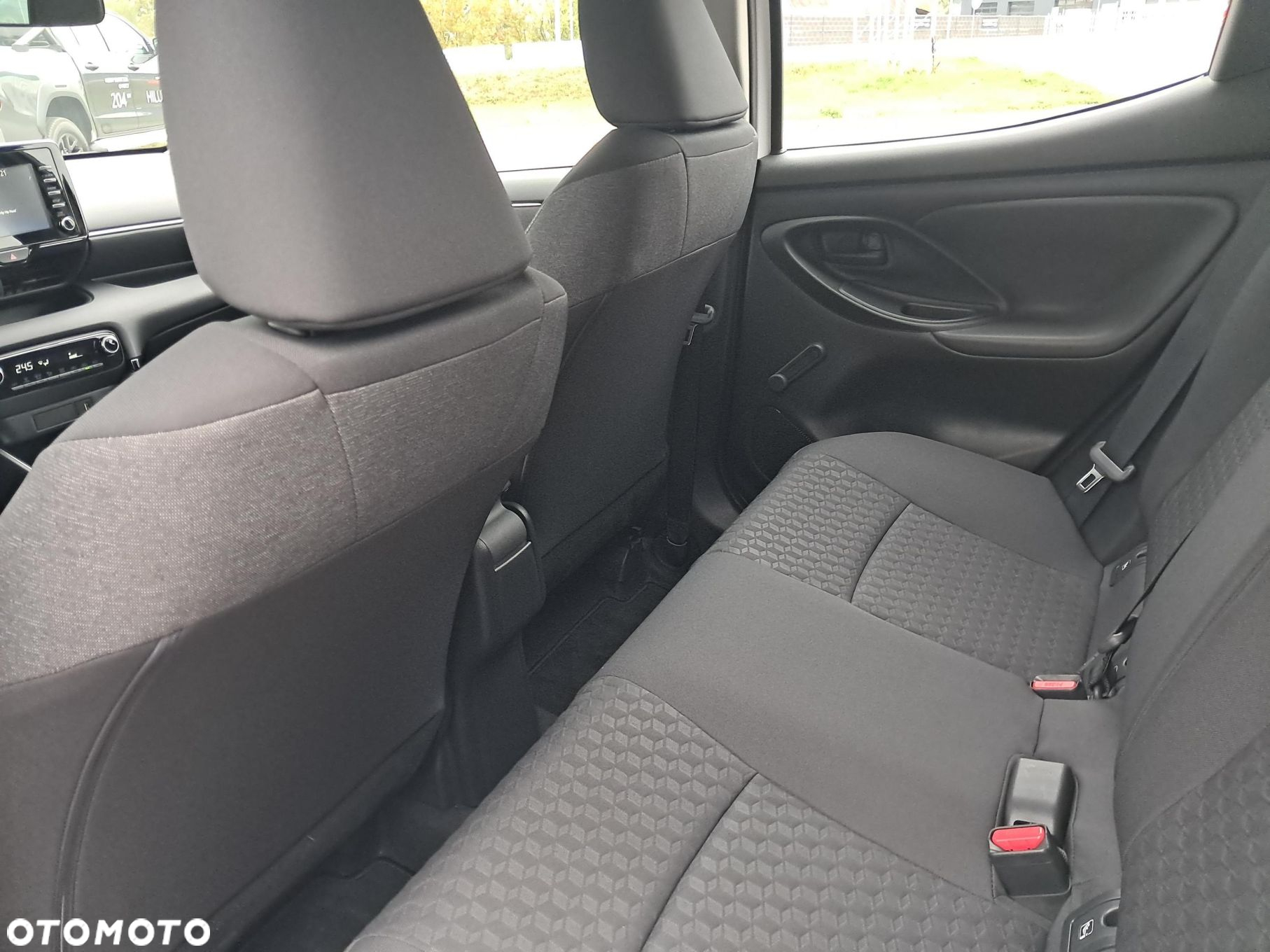 Toyota Yaris Hybrid 1.5 Comfort - 10
