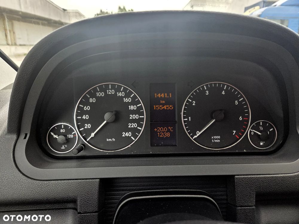 Mercedes-Benz Klasa A 160 BlueEFFICIENCY Elegance - 9