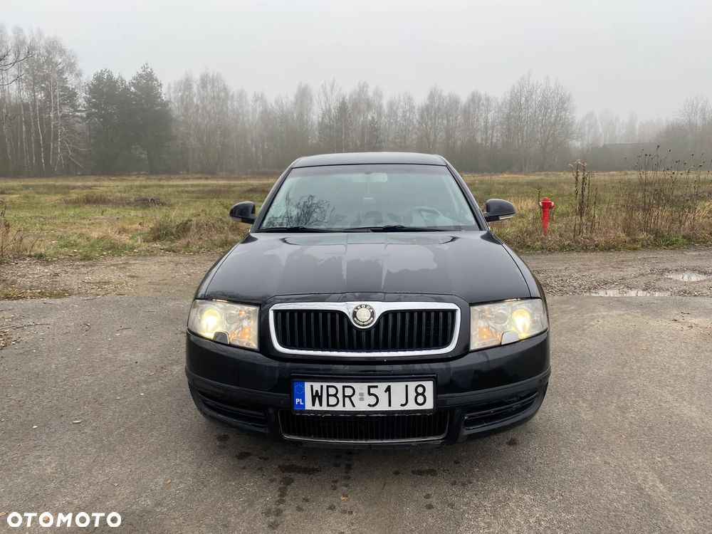 Skoda Superb 2.0 TDI Active - 27