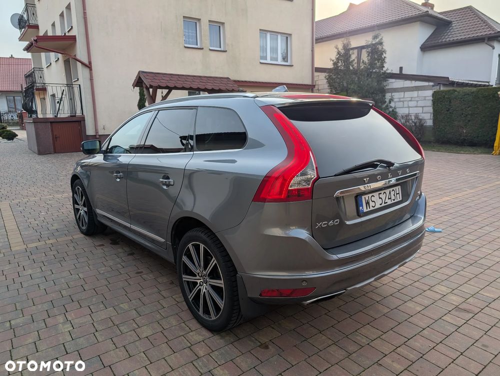 Volvo XC 60 T6 AWD Geartronic Inscription - 12