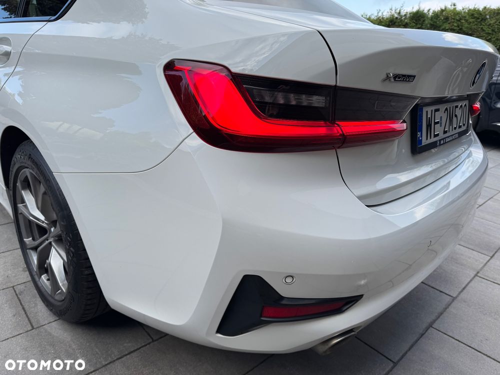 BMW Seria 3 320i xDrive Advantage sport - 10