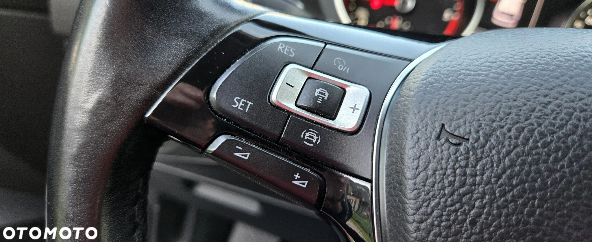 Volkswagen Tiguan Allspace 2.0 TDI SCR Comfortline - 22