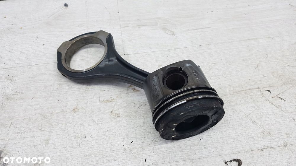 mercedes ml w164 3.0cdi tlok korbowod - 2