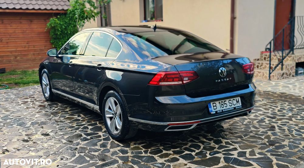 Volkswagen Passat 2.0 TDI DSG Highline - 3
