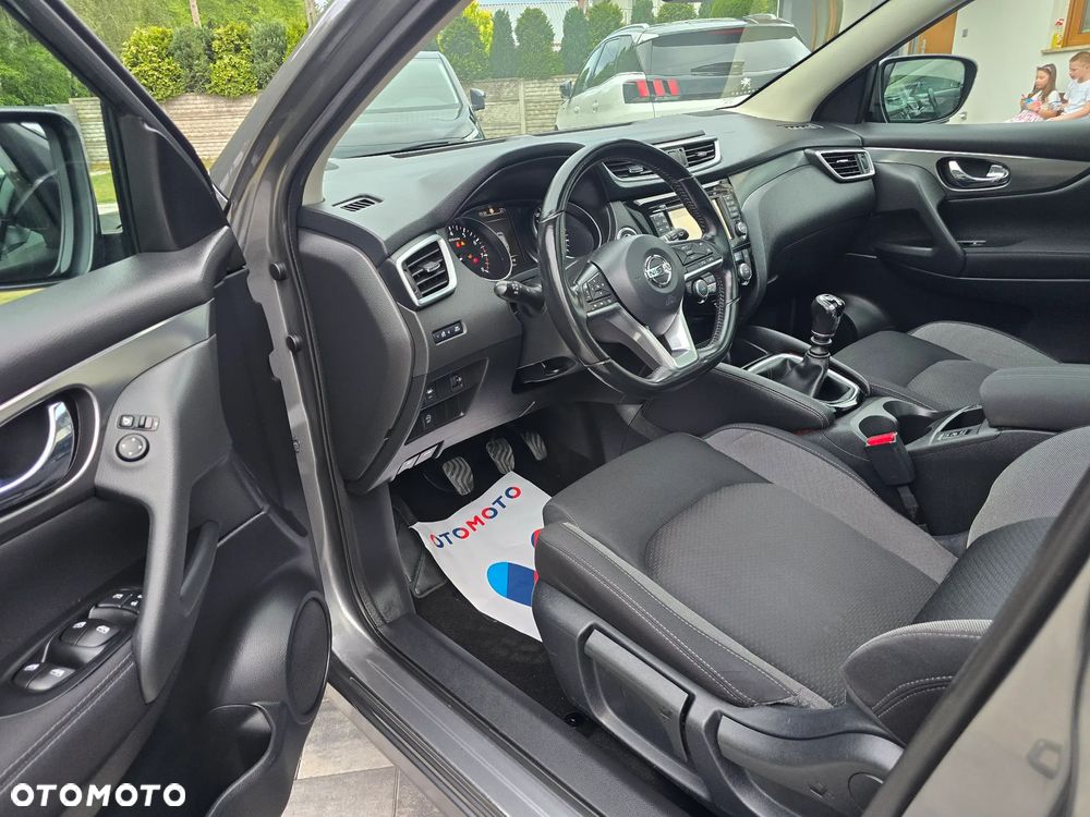 Nissan Qashqai 1.6 DIG-T N-Connecta - 22