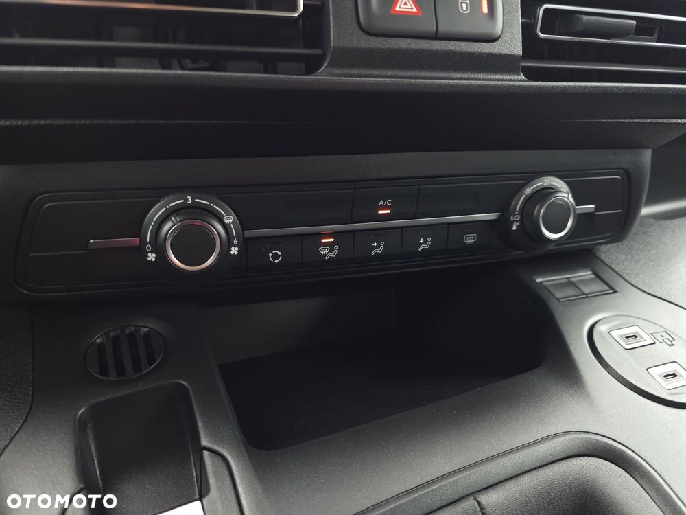 Toyota Proace City Verso 1.5 D-4D Business - 23