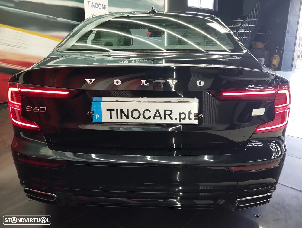 Volvo S60 2.0 T8 PHEV R-Design AWD - 10