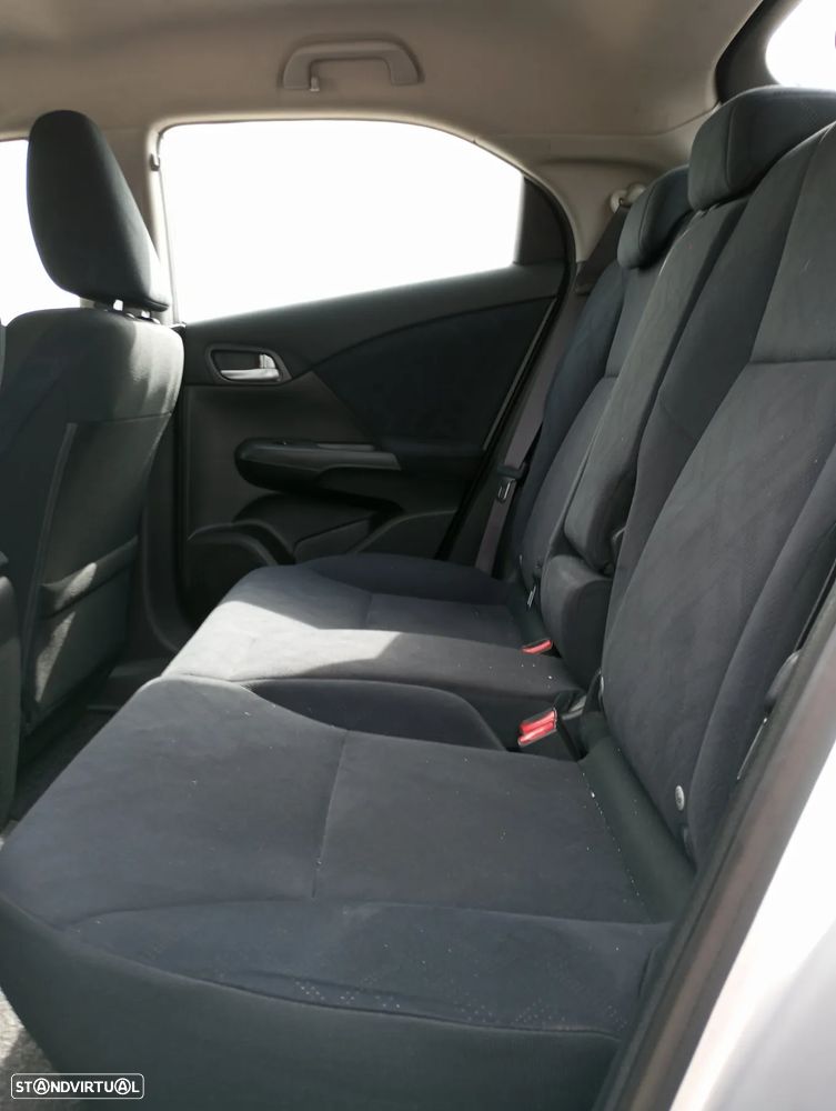 Honda Civic 2.2 i-DTEC Sport - 26