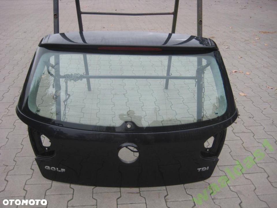 VW GOLF V 5 KLAPA BAGAŻNIKA TYŁ SZYBA