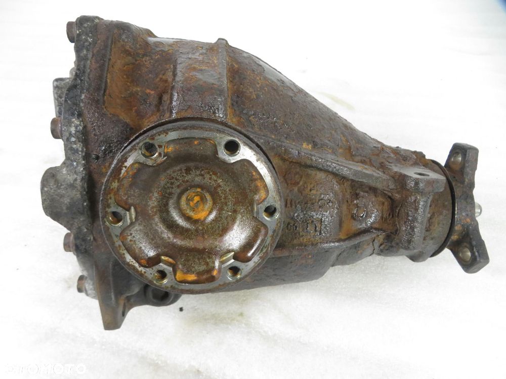 DYFER MERCEDES W210 E 220 CDI 2103513308 2,87 - 2
