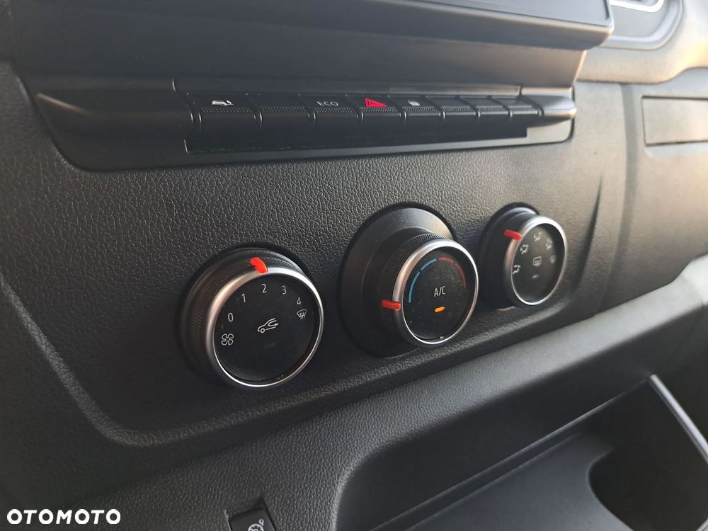 Renault Master - 21