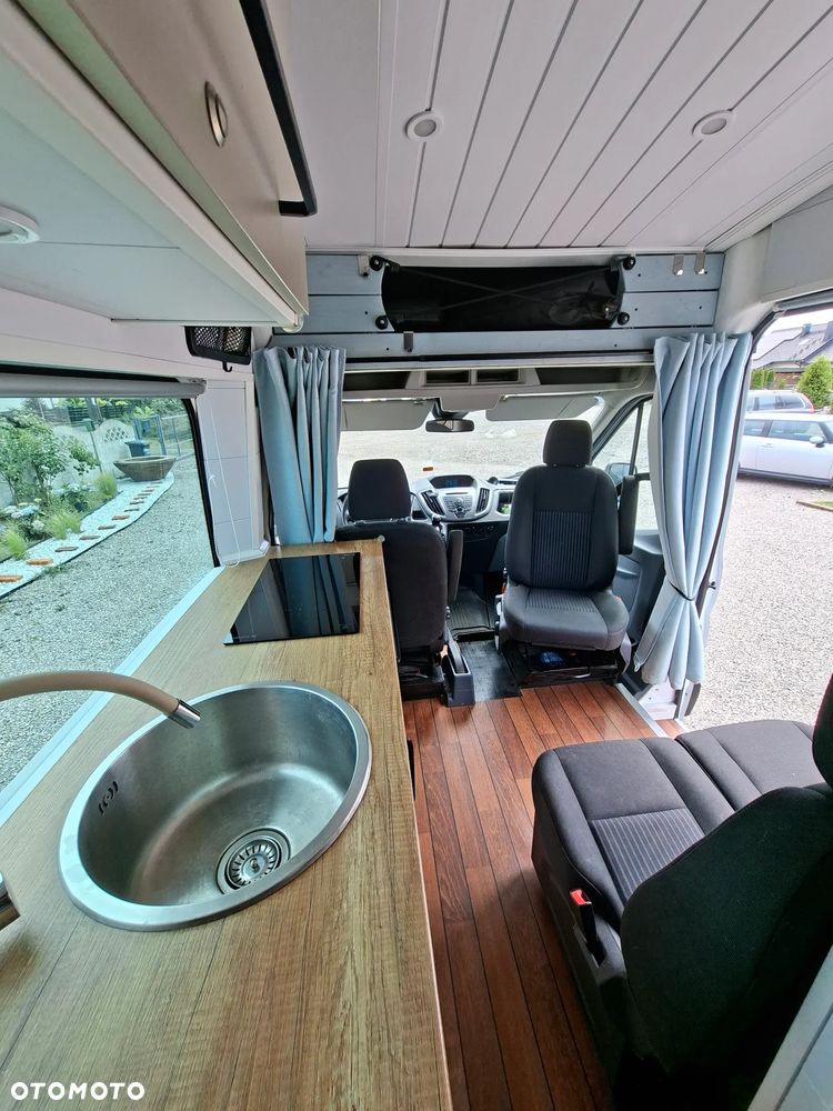 Ford Transit - 8