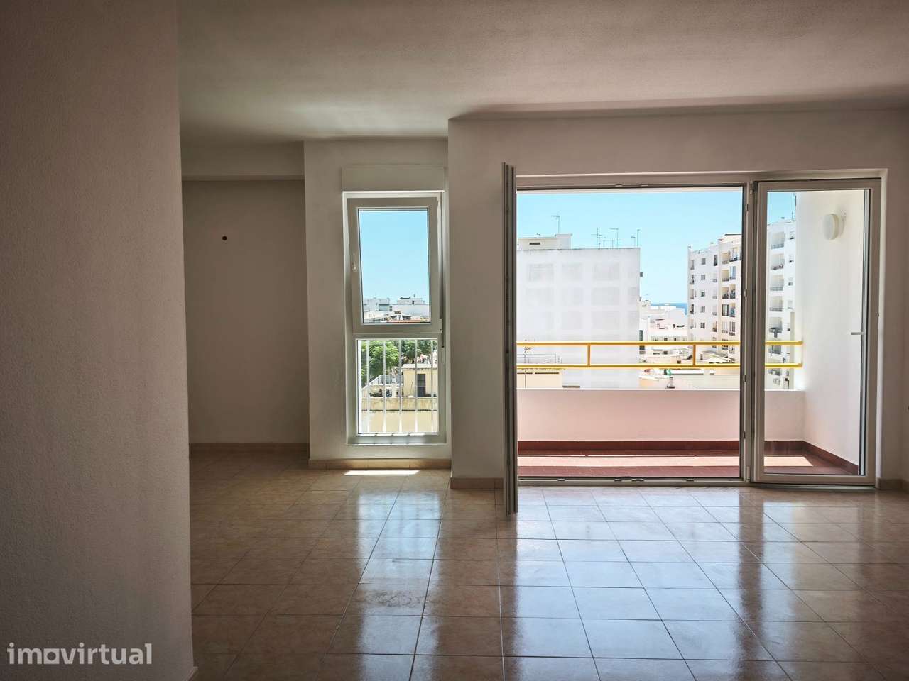 APARTAMENTO T3 QUARTEIRA - Grande imagem: 2/25