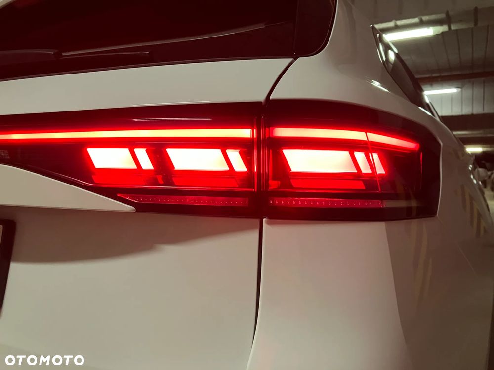 Volkswagen Passat - 14