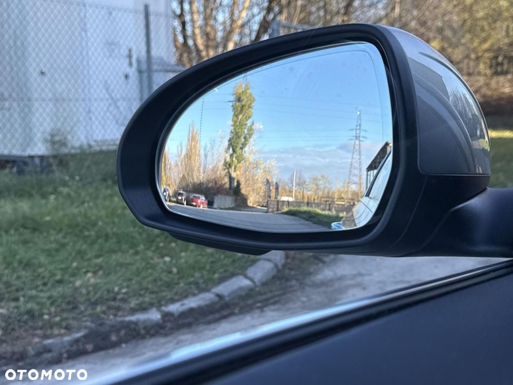 Mercedes-Benz Klasa C - 25