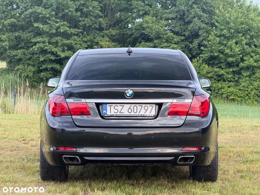 BMW Seria 7 740d - 5
