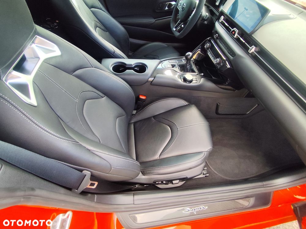 Toyota Supra - 27