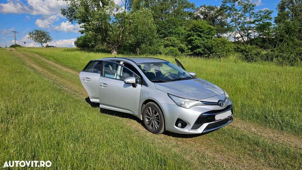 Toyota Avensis Touring Sports 1.8 Multidrive S Edition S+ - 6