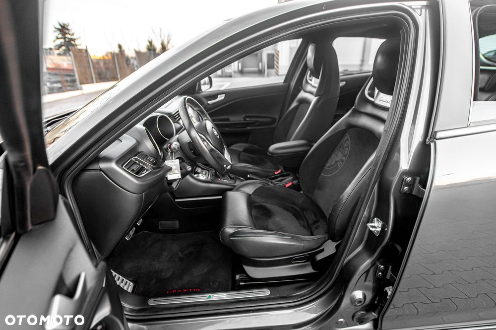 Alfa Romeo Giulietta 1.8 TBi 16V TCT Quadrifoglio Verde - 19