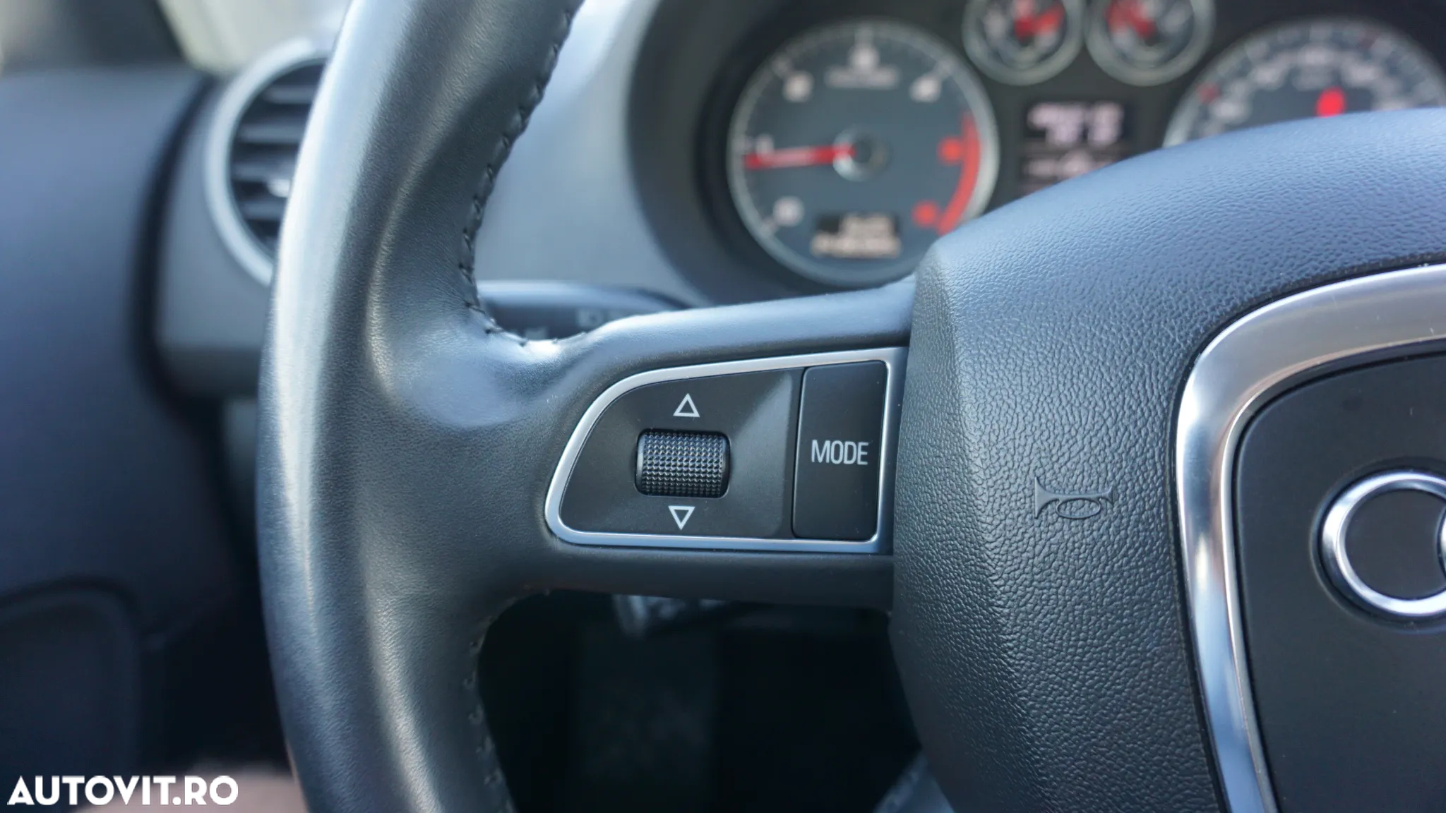 Audi A3 1.6 TDI Sportback DPF S tronic Attraction - 21