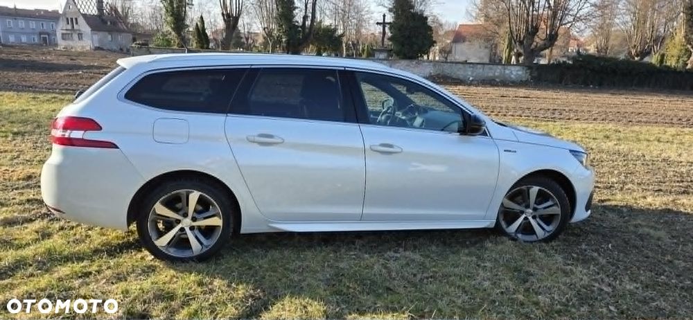 Peugeot 308 BlueHDi 130 EAT8 Stop & Start GT - 2
