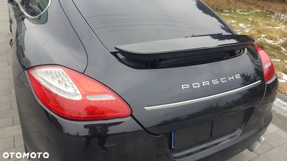 Porsche Panamera 4S PDK - 18