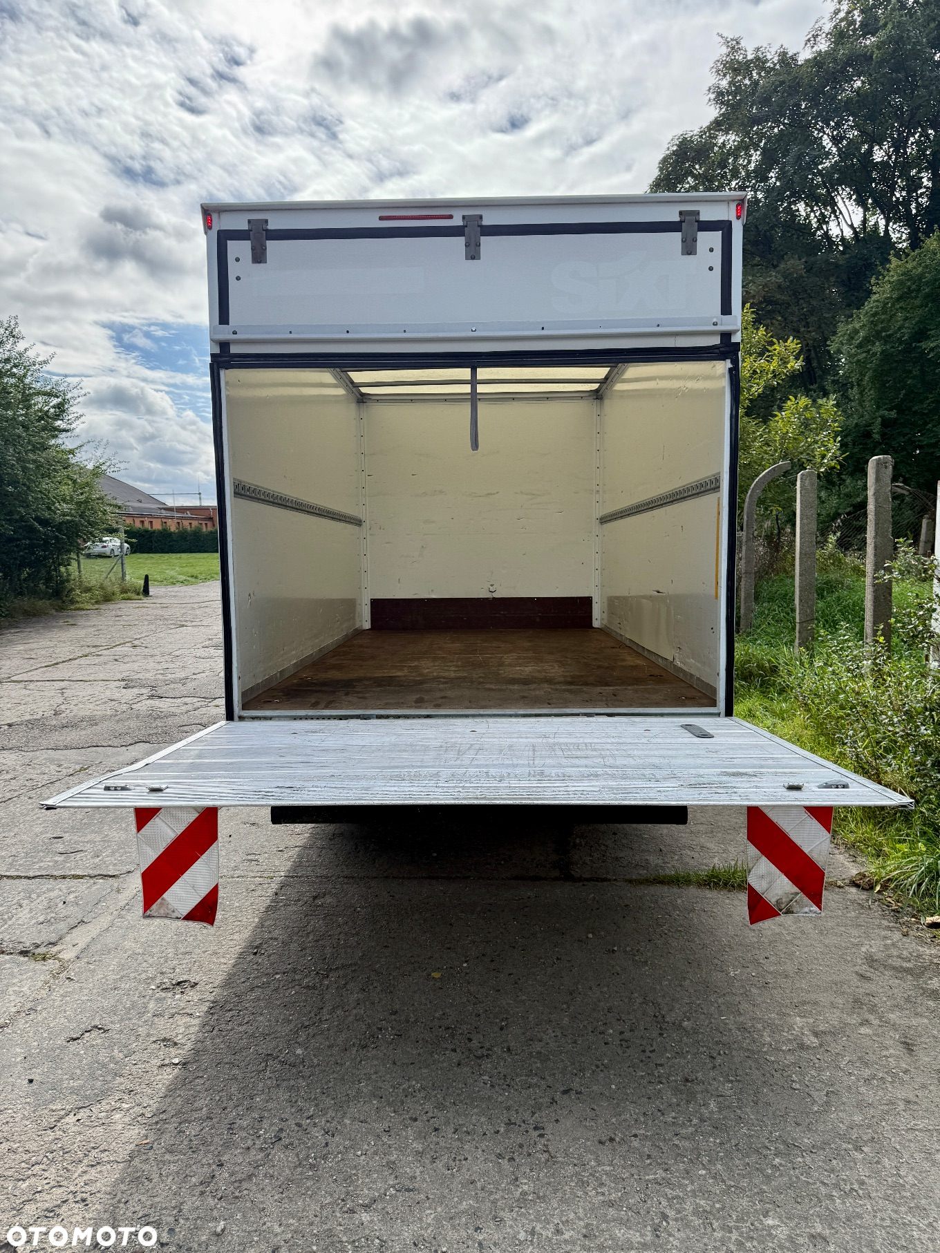 Iveco Daily Kontener Winda - 24