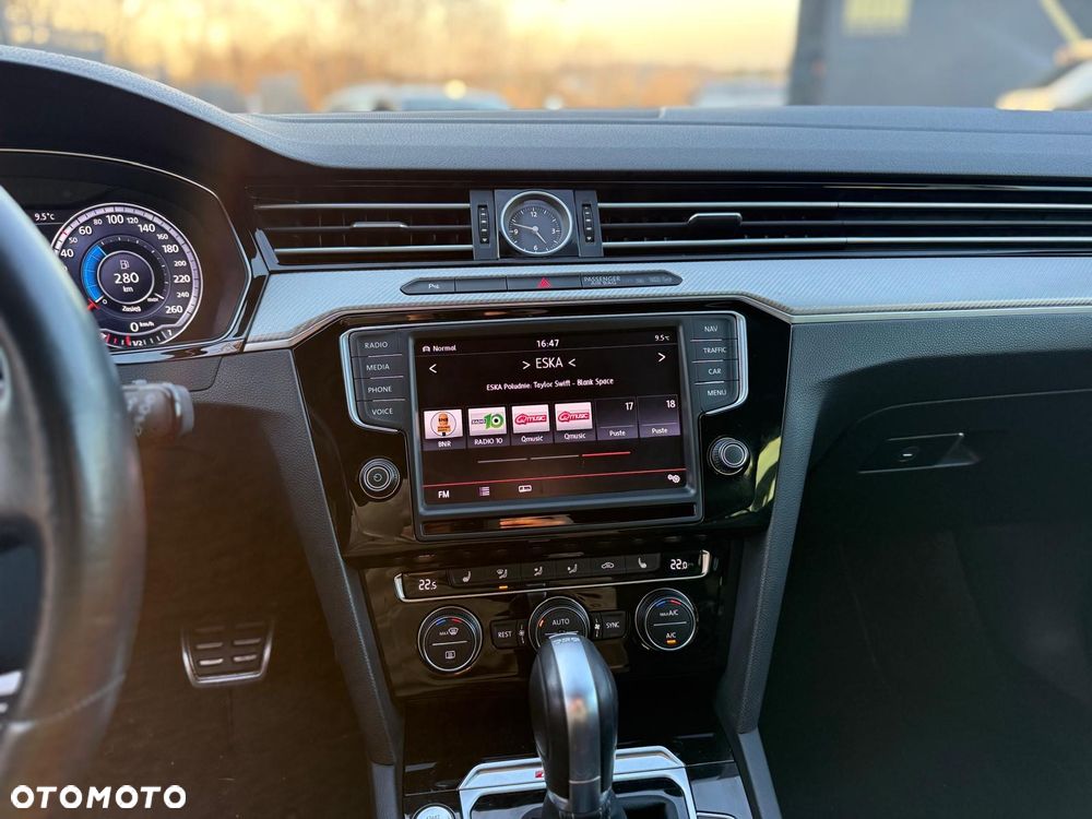 Volkswagen Passat 2.0 TDI Bi-Turbo BMT 4Mot Highline DSG - 19