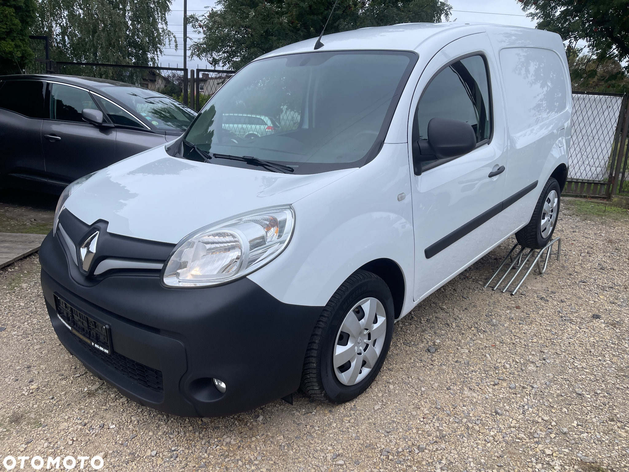 Renault KANGOO - 11