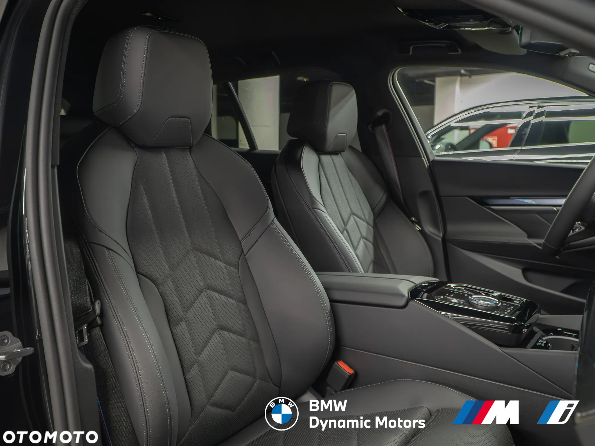 BMW Seria 5 520d xDrive Touring - 22