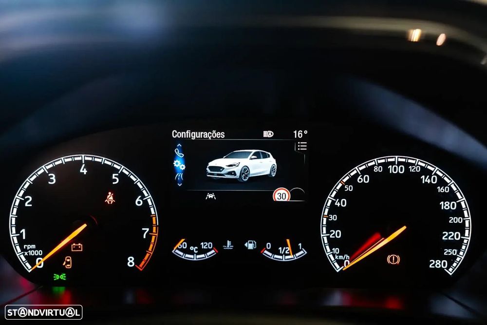 Ford Focus 2.3 EcoBoost ST3 - 27