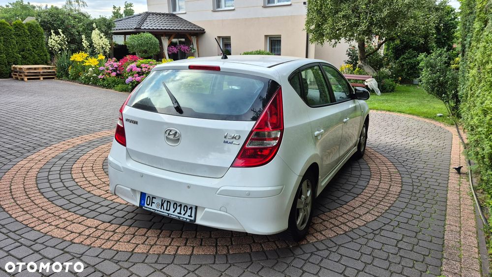 Hyundai i30 1.6 CRDi Style - 22
