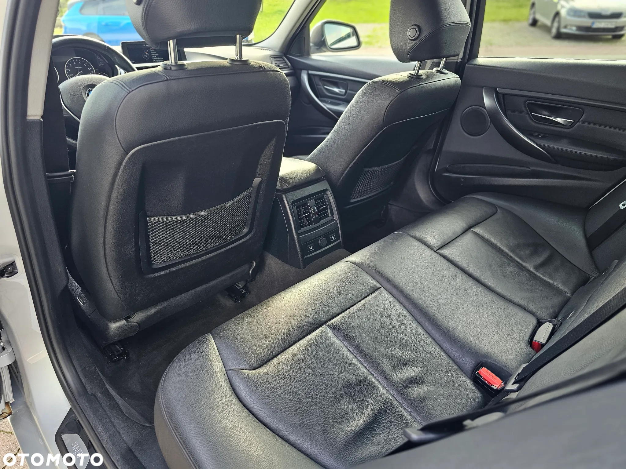 BMW Seria 3 328i Touring xDrive Luxury Line - 8