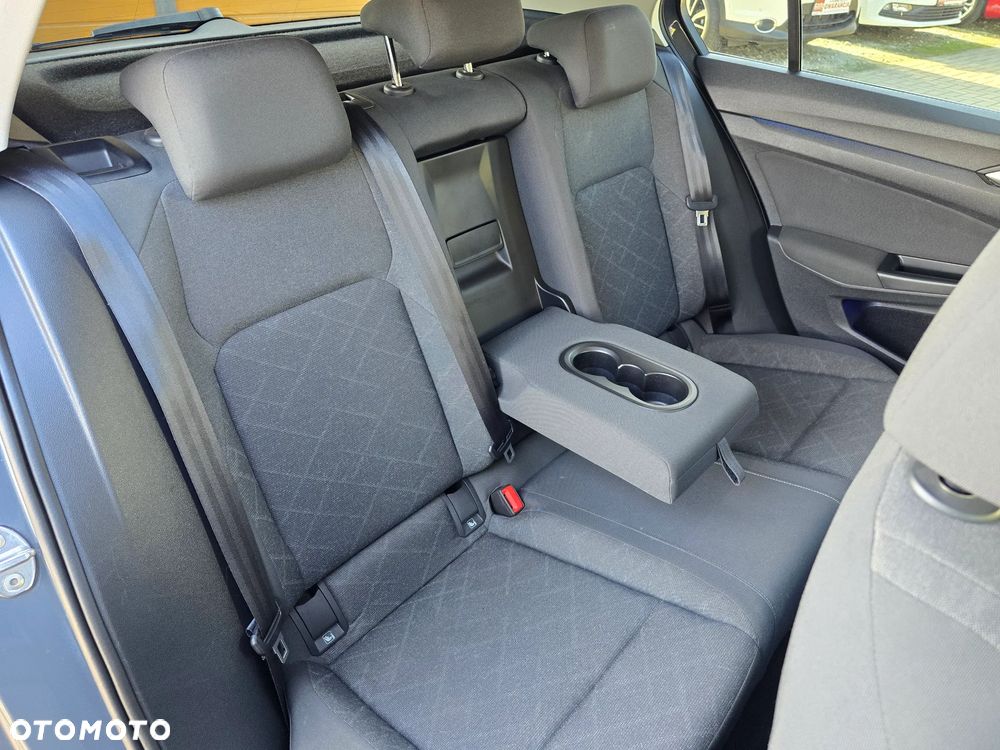 Volkswagen Golf - 14