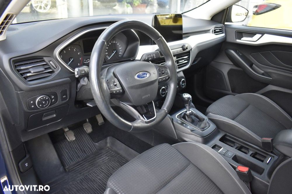 FORD Focus 2020 — imagine 37