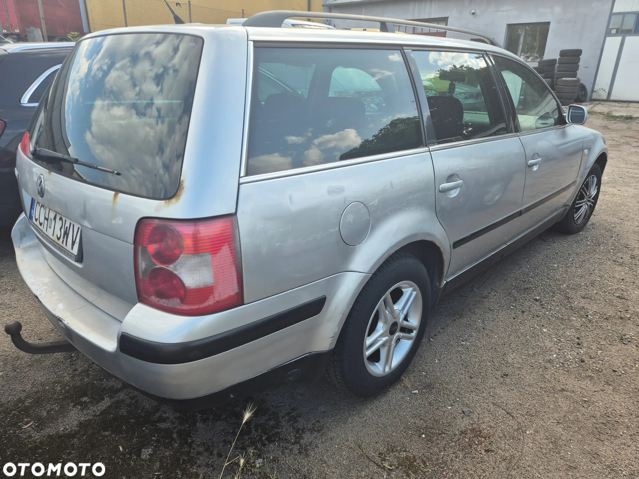 Volkswagen Passat 1.6 Basis - 3