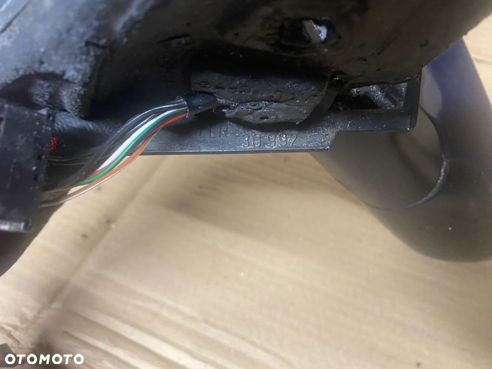 LUSTERKO PRAWE 7PIN AUDI A6 C5 - 4