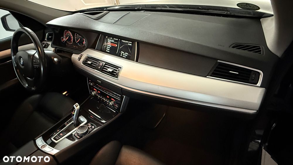 BMW Seria 5 - 25