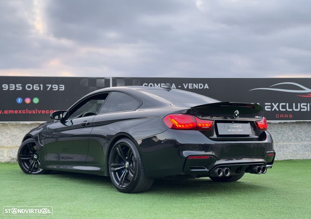 BMW M4 Auto - 34