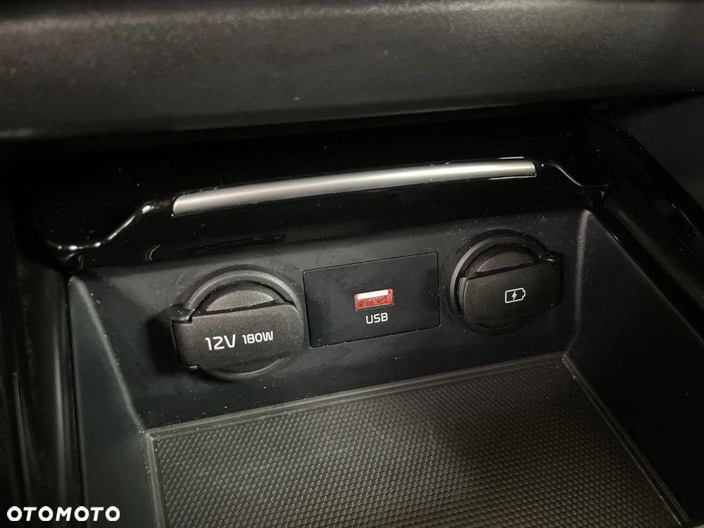 Kia XCeed 1.6 T-GDI L - 22