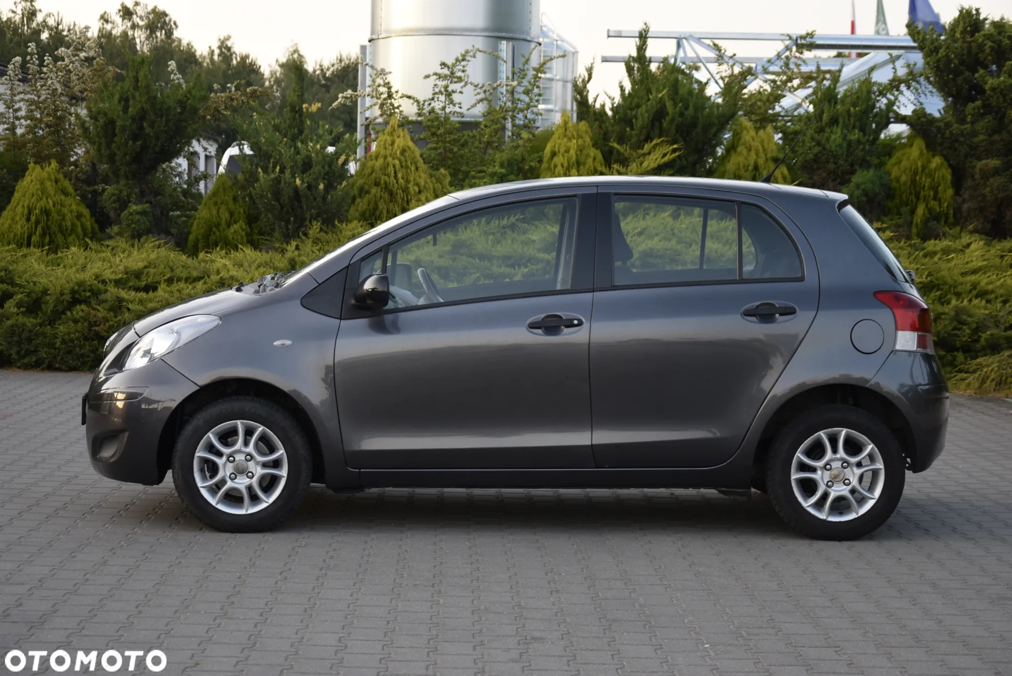 Toyota Yaris 1.0 Luna A/C - 9