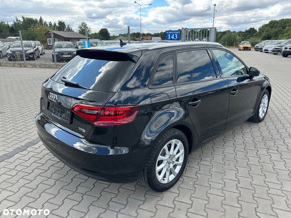 Audi A3 ver-1-4-tfsi-attraction - 5