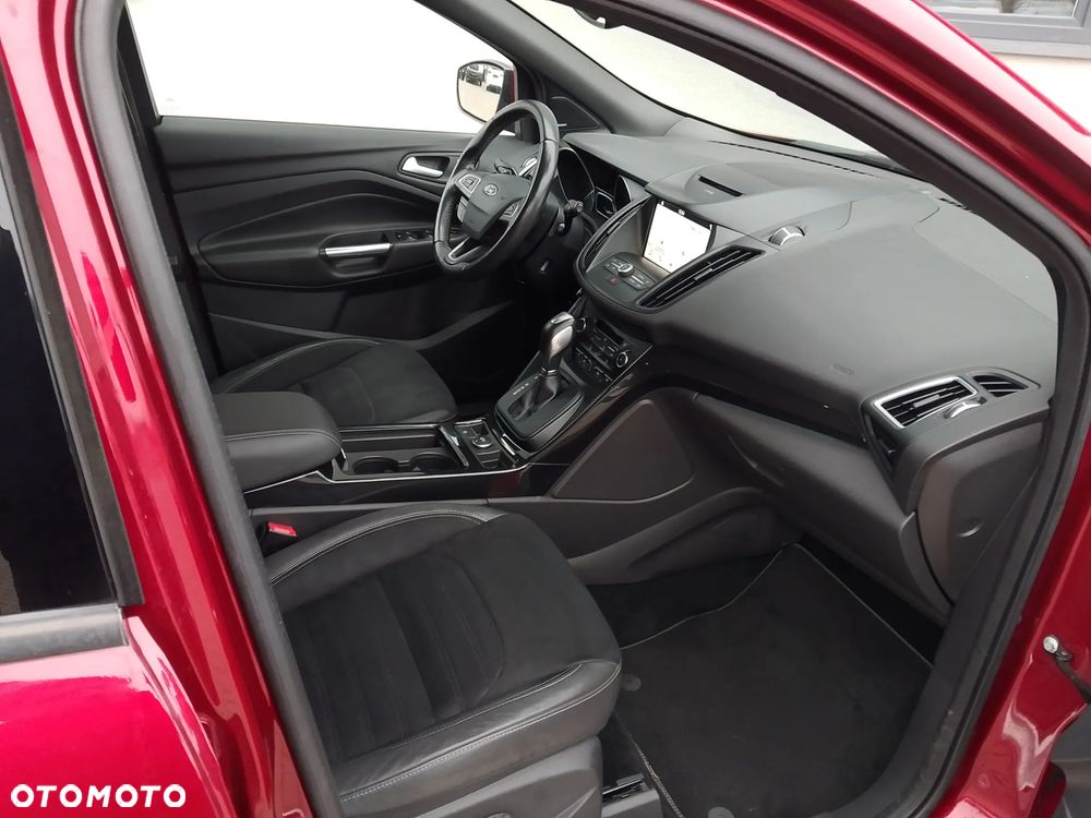 Ford Kuga 2.0 TDCi 4x4 ST-Line - 10