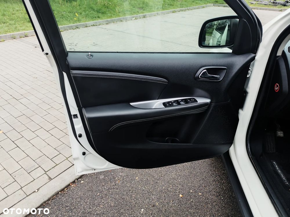 Fiat Freemont 3.6 V6 Lounge - 26