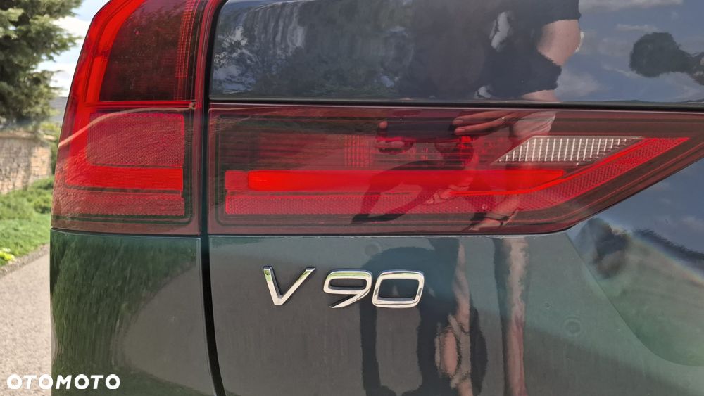 Volvo V90 D4 AWD Geartronic Kinetic - 9