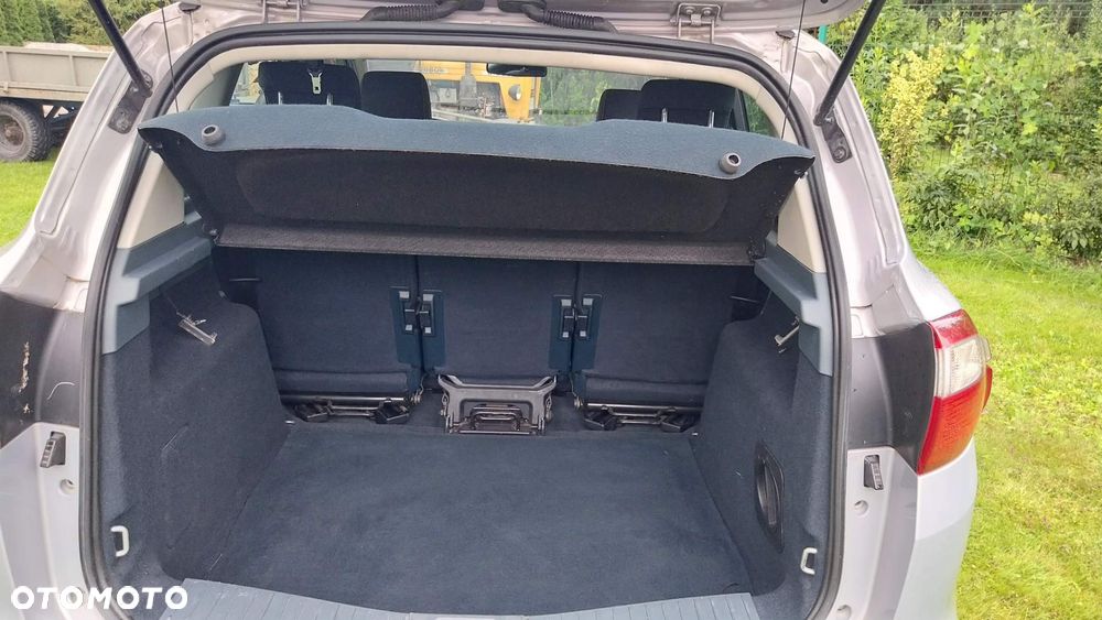Ford C-MAX - 14