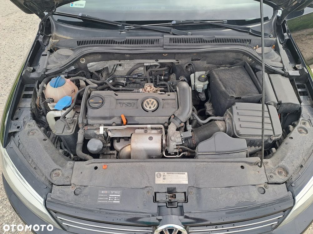 Volkswagen Jetta 1.4 TSI Comfortline - 11