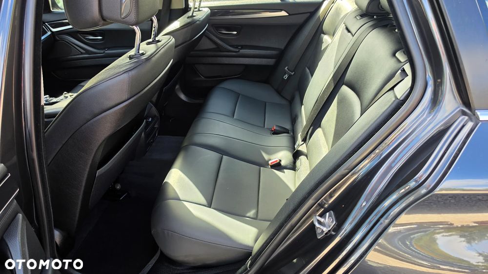 BMW Seria 5 520d Edition Fleet - 17