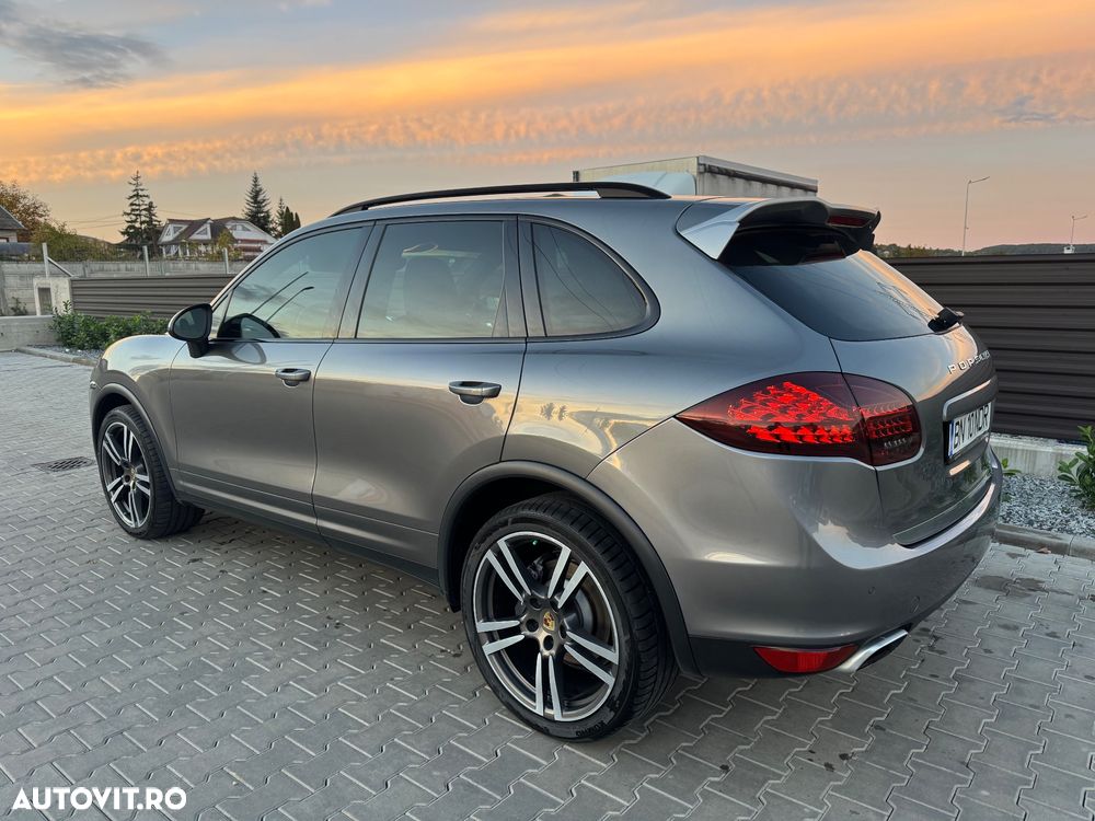 Porsche Cayenne Diesel Platinum Edition - 1