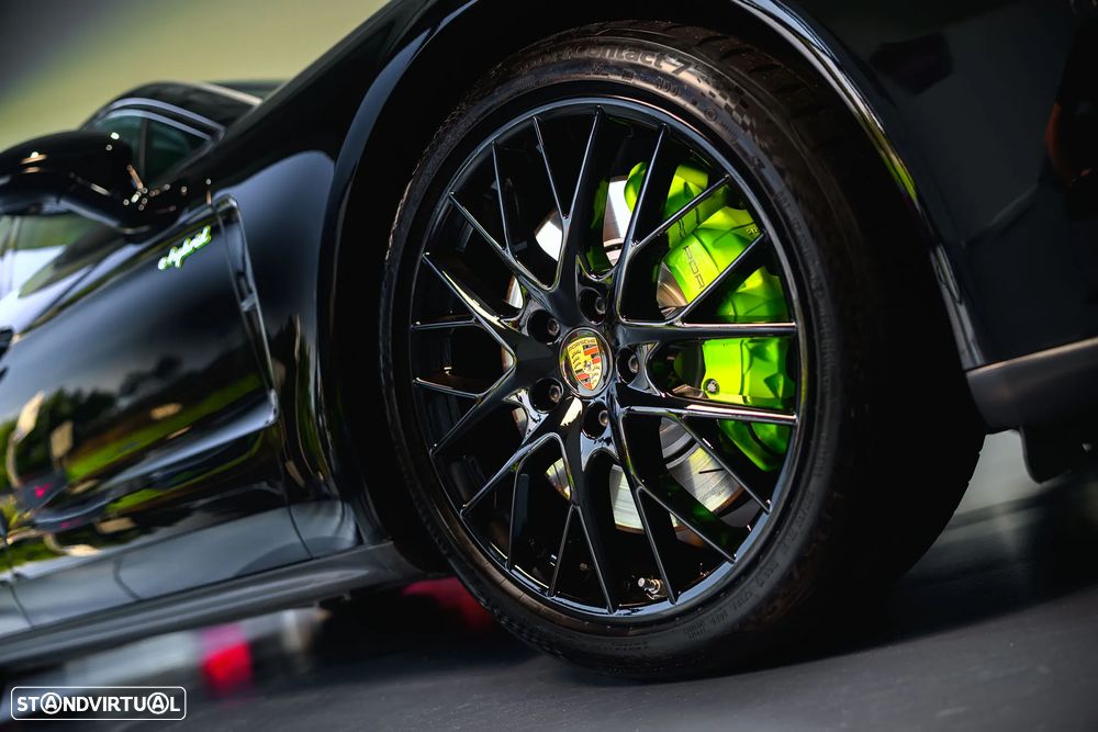 Porsche Panamera Sport Turismo 4S E-Hybrid - 3